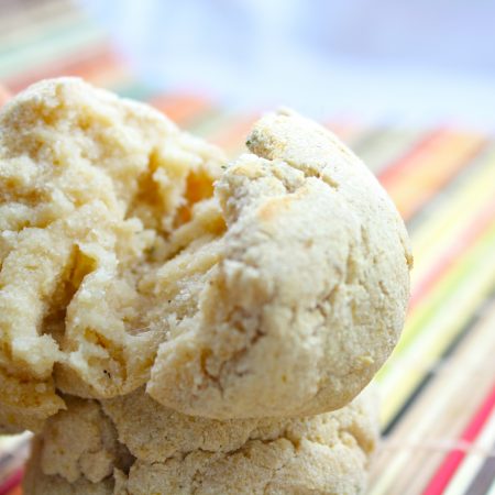 Easy Low Carb Dinner Rolls