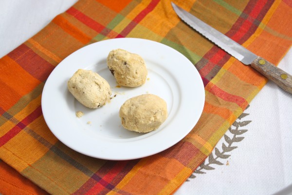 Healthy Brownie Stuffed Cookies- Vegan, gluten and grain free, and only 25 calories each!