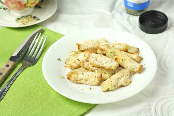 Healthy Mozzarella Sticks- Baked, vegan, and only 16 calories each!