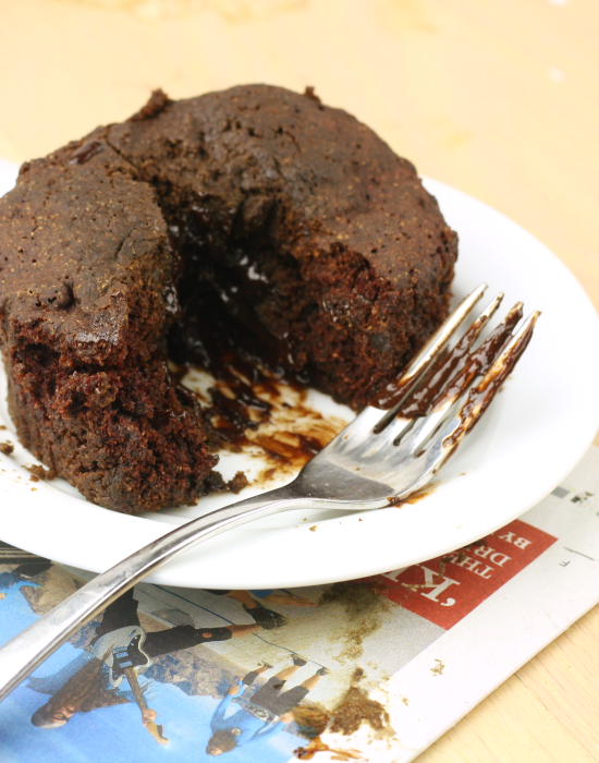 Healthy Single Serving Lava Cake (Vegan/Gluten Free/Low Calorie)